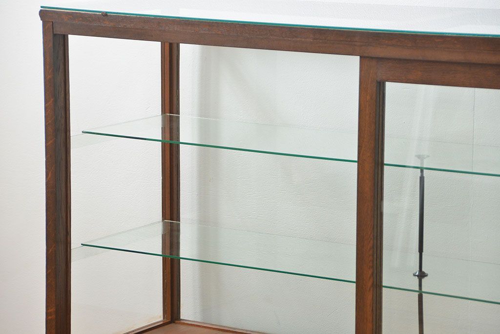 アンティーク家具　アンティーク 古いナラ材の大きなガラスケース(ショーケース、陳列棚)