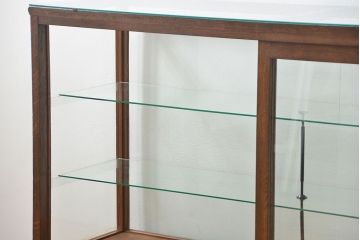 アンティーク家具　アンティーク 古いナラ材の大きなガラスケース(ショーケース、陳列棚)
