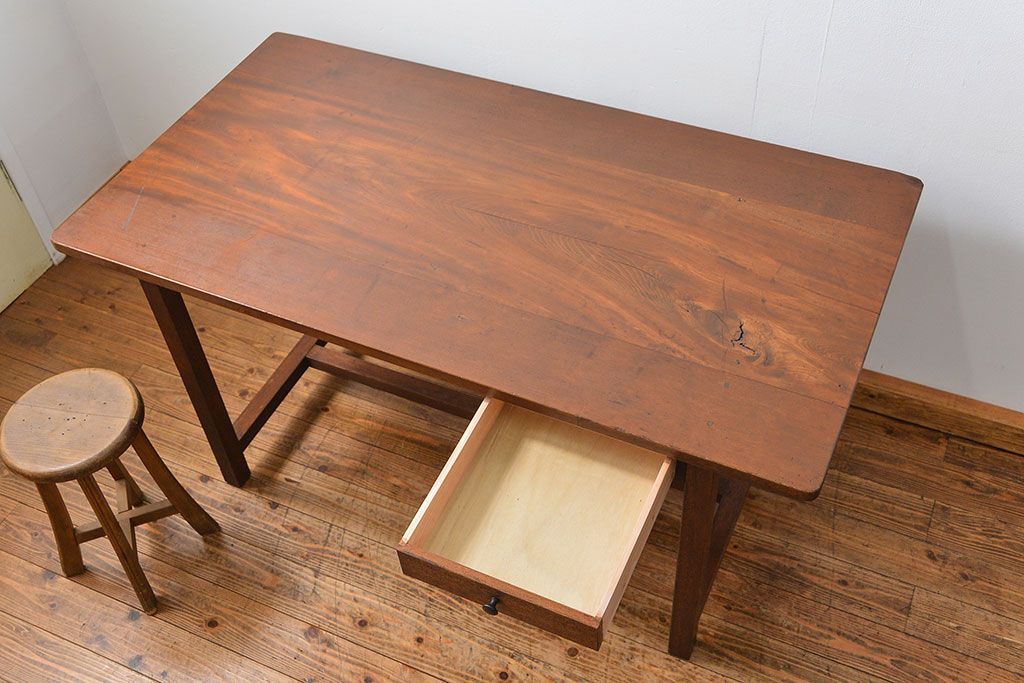 アンティーク家具　アンティーク 古い木のシンプルな作業台(テーブル、机)