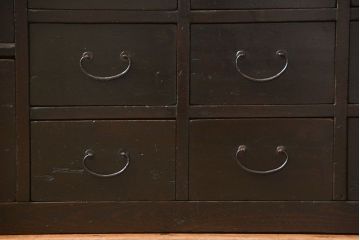 アンティーク家具　古民具・骨董 古作造り　簡素な造りの19杯引き出し(時代箪笥、水屋箪笥、薬箪笥)