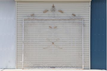 中古　大きなロートアイアンガーデンフェンス(2)(洋風フェンス、ヨーロッパ風フェンス、門扉、鉄柵)