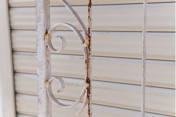 中古　大きなロートアイアンガーデンフェンス(2)(洋風フェンス、ヨーロッパ風フェンス、門扉、鉄柵)