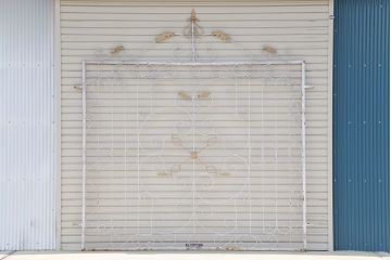 中古　ロートアイアンのガーデンフェンス(1)(洋風フェンス、ヨーロッパ風フェンス、門扉、鉄柵)