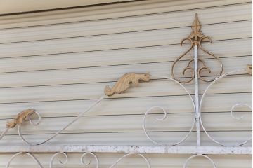 中古　ロートアイアンのガーデンフェンス(1)(洋風フェンス、ヨーロッパ風フェンス、門扉、鉄柵)