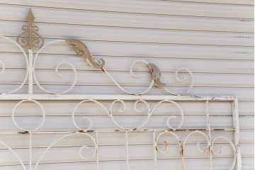 中古　ロートアイアンのガーデンフェンス(2)(洋風フェンス、ヨーロッパ風フェンス、門扉、鉄柵)