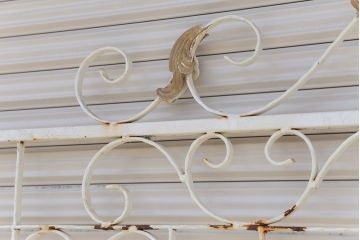 中古　ロートアイアンのガーデンフェンス(2)(洋風フェンス、ヨーロッパ風フェンス、門扉、鉄柵)