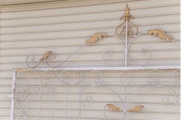 中古　洋風!大きなロートアイアンのガーデンフェンス(1)(ヨーロッパ風フェンス、門扉、鉄柵)