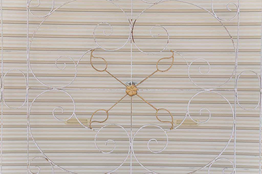 中古　洋風!大きなロートアイアンのガーデンフェンス(1)(ヨーロッパ風フェンス、門扉、鉄柵)