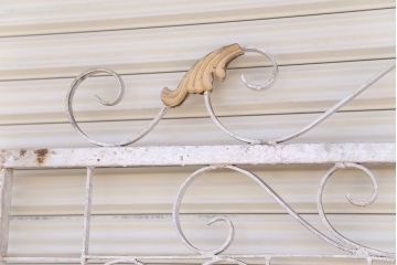 中古　洋風!大きなロートアイアンのガーデンフェンス(1)(ヨーロッパ風フェンス、門扉、鉄柵)