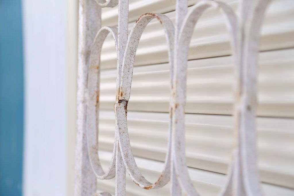 中古　洋風!大きなロートアイアンのガーデンフェンス(1)(ヨーロッパ風フェンス、門扉、鉄柵)