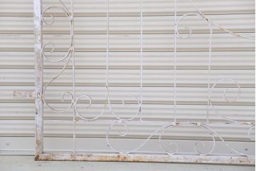 中古　洋風!大きなロートアイアンのガーデンフェンス(1)(ヨーロッパ風フェンス、門扉、鉄柵)