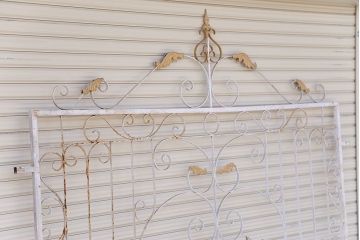 中古　大きなロートアイアンガーデンフェンス(8)(洋風フェンス、ヨーロッパ風フェンス、門扉、鉄柵)