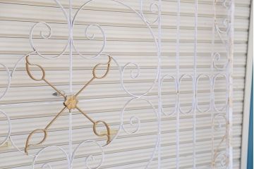 中古　大きなロートアイアンガーデンフェンス(8)(洋風フェンス、ヨーロッパ風フェンス、門扉、鉄柵)