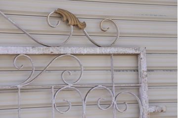 中古　洋風!大きなロートアイアンのガーデンフェンス(3)(ヨーロッパ風フェンス、門扉、鉄柵)