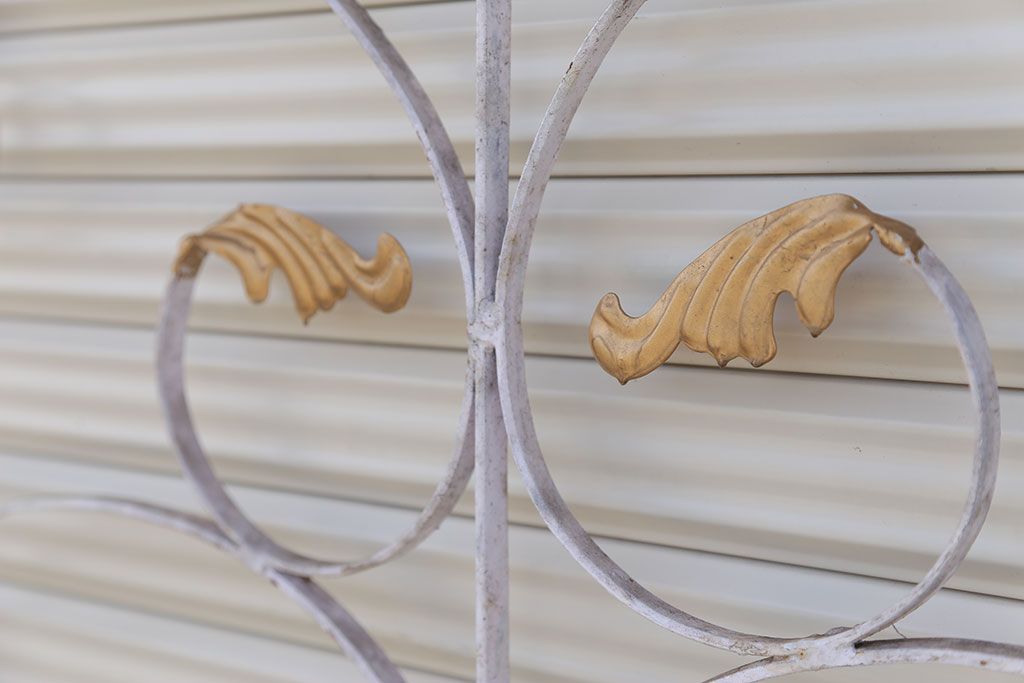 中古　洋風!大きなロートアイアンのガーデンフェンス(3)(ヨーロッパ風フェンス、門扉、鉄柵)