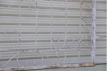 中古　洋風!大きなロートアイアンのガーデンフェンス(3)(ヨーロッパ風フェンス、門扉、鉄柵)