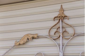 中古　洋風!大きなロートアイアンのガーデンフェンス(3)(ヨーロッパ風フェンス、門扉、鉄柵)