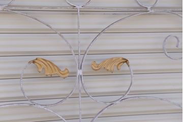 中古　洋風!大きなロートアイアンのガーデンフェンス(3)(ヨーロッパ風フェンス、門扉、鉄柵)