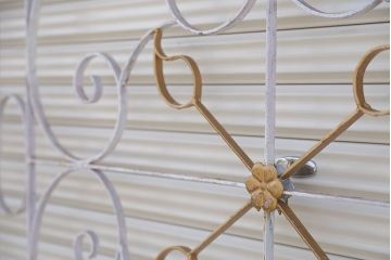 中古　洋風!大きなロートアイアンのガーデンフェンス(3)(ヨーロッパ風フェンス、門扉、鉄柵)