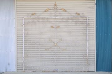 中古　ヨーロッパ風!大きなロートアイアンのガーデンフェンス(1)(洋風フェンス、門扉、鉄柵)