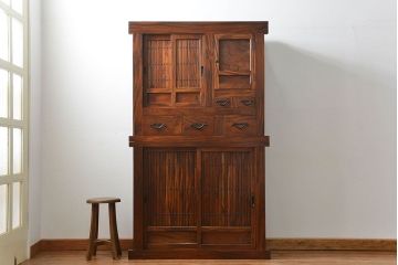 アンティーク家具　古民具・骨董　希少!前面欅材三尺水屋箪笥(食器棚、時代箪笥、収納棚)