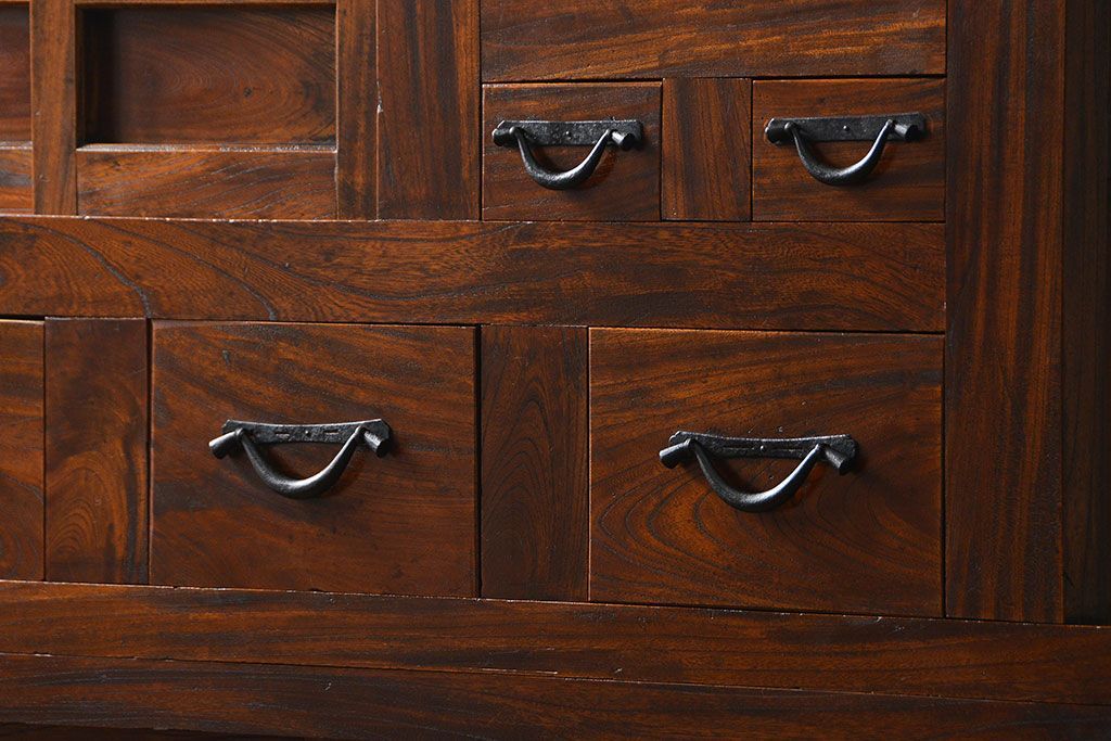 アンティーク家具　古民具・骨董　希少!前面欅材三尺水屋箪笥(食器棚、時代箪笥、収納棚)