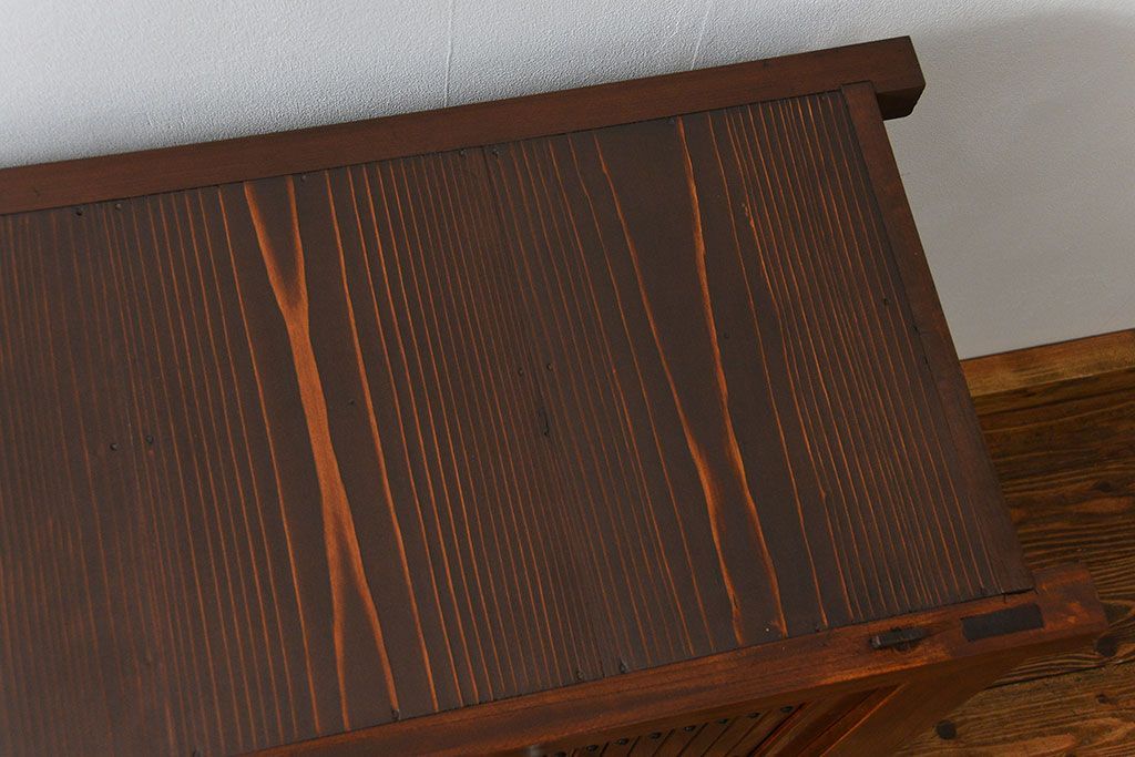 アンティーク家具　古民具・骨董　希少!前面欅材三尺水屋箪笥(食器棚、時代箪笥、収納棚)