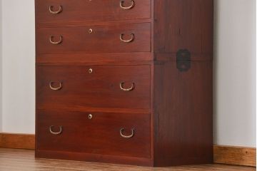 アンティーク家具　アンティーク 古い木のシンプルな三段重ね時代箪笥(チェスト)