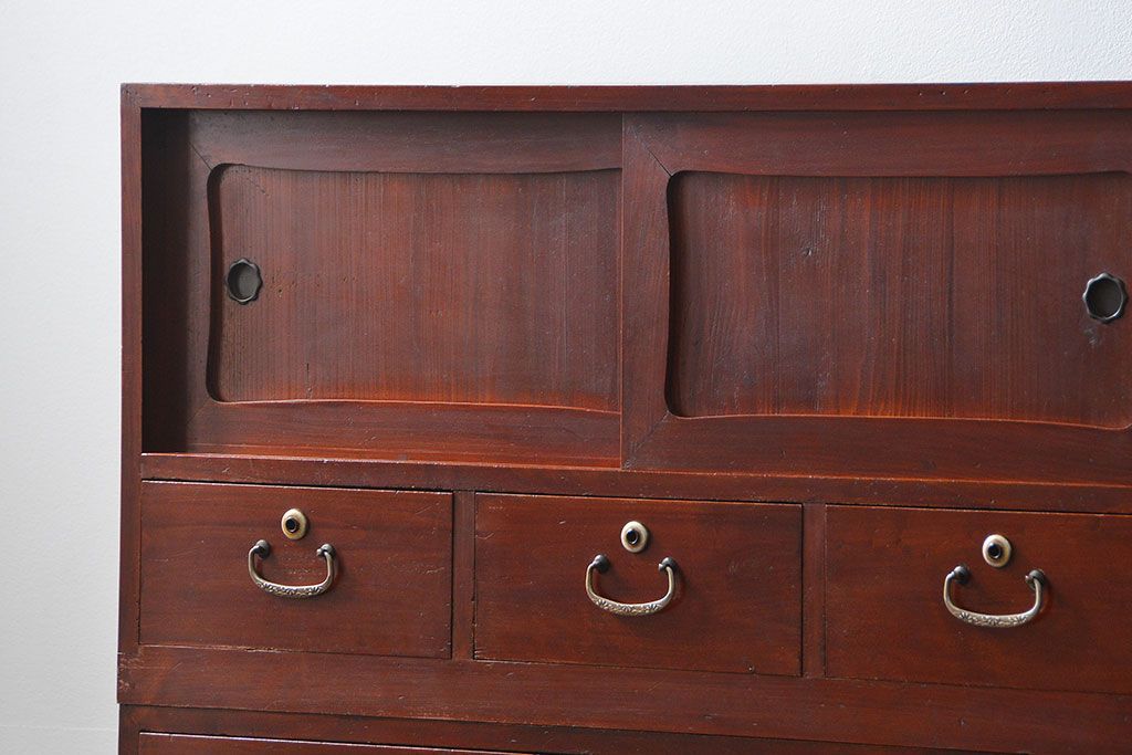 アンティーク家具　アンティーク 古い木のシンプルな三段重ね時代箪笥(チェスト)