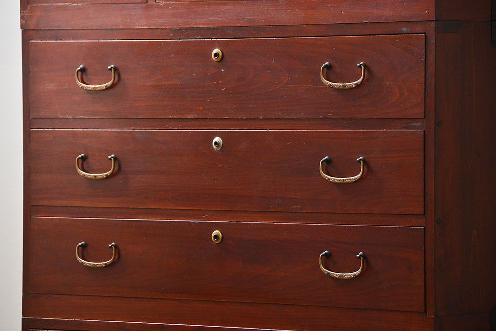 アンティーク家具　アンティーク 古い木のシンプルな三段重ね時代箪笥(チェスト)