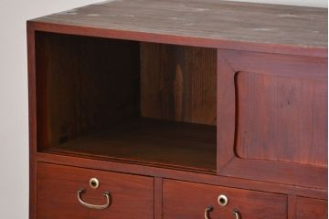 アンティーク家具　アンティーク 古い木のシンプルな三段重ね時代箪笥(チェスト)