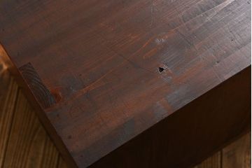 アンティーク家具　アンティーク 古い木のシンプルな三段重ね時代箪笥(チェスト)