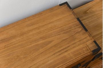 アンティーク家具　古民具・骨董 明治期 極上金具 上手造り 総桐三段重ね時代箪笥(桐箪笥、桐たんす)