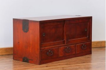 アンティーク家具　アンティーク 前面欅材の味わい深い時代箪笥ローボード(タンス、収納棚)