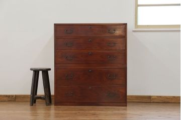 アンティーク家具　古民具・骨董 前面欅材のシンプルな時代箪笥(タンス、チェスト)