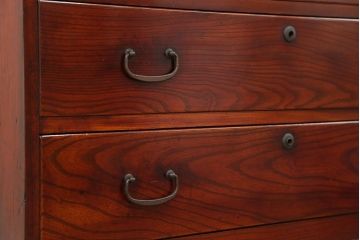 アンティーク家具　古民具・骨董 前面欅材のシンプルな時代箪笥(タンス、チェスト)