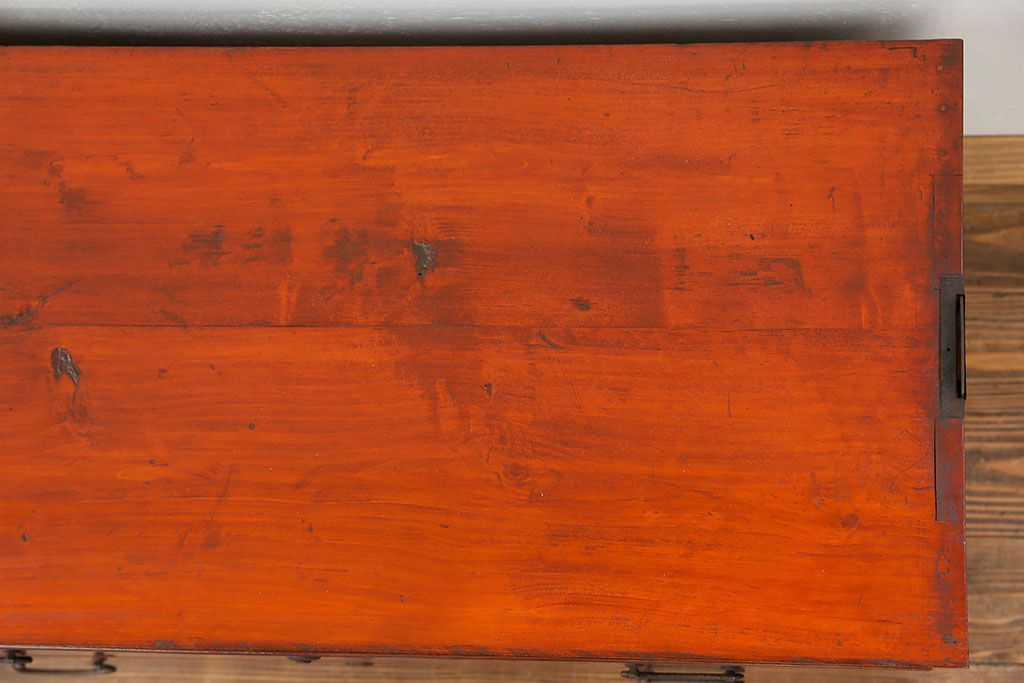 アンティーク家具　古民具・骨董 前面欅材のシンプルな時代箪笥(タンス、チェスト)