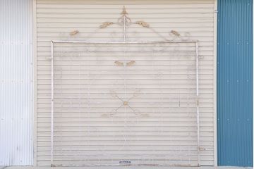 中古　ヨーロッパ風!大きなロートアイアンのガーデンフェンス(2)(洋風フェンス、門扉、鉄柵)