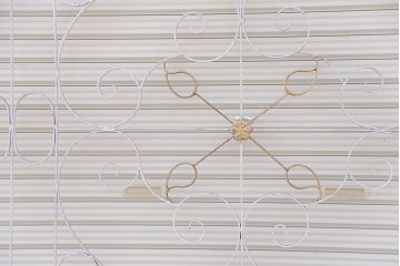 中古　ヨーロッパ風!大きなロートアイアンのガーデンフェンス(2)(洋風フェンス、門扉、鉄柵)