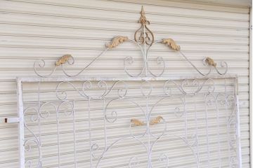 中古　大きなロートアイアンガーデンフェンス(12)(洋風フェンス、ヨーロッパ風フェンス、門扉、鉄柵)