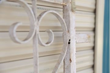 中古　大きなロートアイアンガーデンフェンス(12)(洋風フェンス、ヨーロッパ風フェンス、門扉、鉄柵)