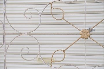 中古　可愛いロートアイアンガーデンフェンス(13)(ヨーロッパ風フェンス、洋風フェンス、門扉、鉄柵)