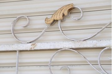 中古　可愛いロートアイアンガーデンフェンス(3)(ヨーロッパ風フェンス、洋風フェンス、門扉、鉄柵)