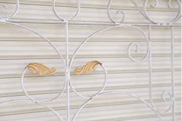 中古　可愛いロートアイアンガーデンフェンス(3)(ヨーロッパ風フェンス、洋風フェンス、門扉、鉄柵)