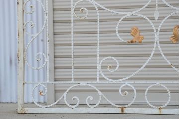 中古　大きなロートアイアンゲート1対(洋風フェンス、ヨーロッパ風フェンス、門扉、鉄柵)