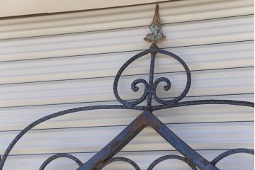 中古　大きなロートアイアンガーデンフェンス(17)(洋風フェンス、ヨーロッパ風フェンス、門扉、鉄柵)