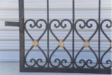 中古　大きなロートアイアンガーデンフェンス(18)(洋風フェンス、ヨーロッパ風フェンス、門扉、鉄柵)