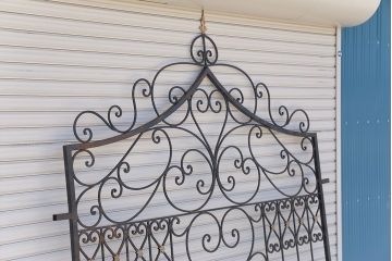 中古　大きなロートアイアンガーデンフェンス(20)(洋風フェンス、ヨーロッパ風フェンス、門扉、鉄柵)