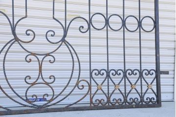 中古　大きなロートアイアンガーデンフェンス(20)(洋風フェンス、ヨーロッパ風フェンス、門扉、鉄柵)