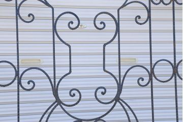 中古　大きなロートアイアンガーデンフェンス(21)(洋風フェンス、ヨーロッパ風フェンス、門扉、鉄柵)